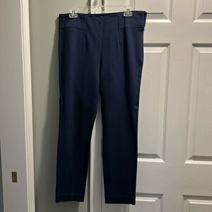 Navy “Tiffany” CAbi Ponte Skinny Leg size 12 pants. EUC